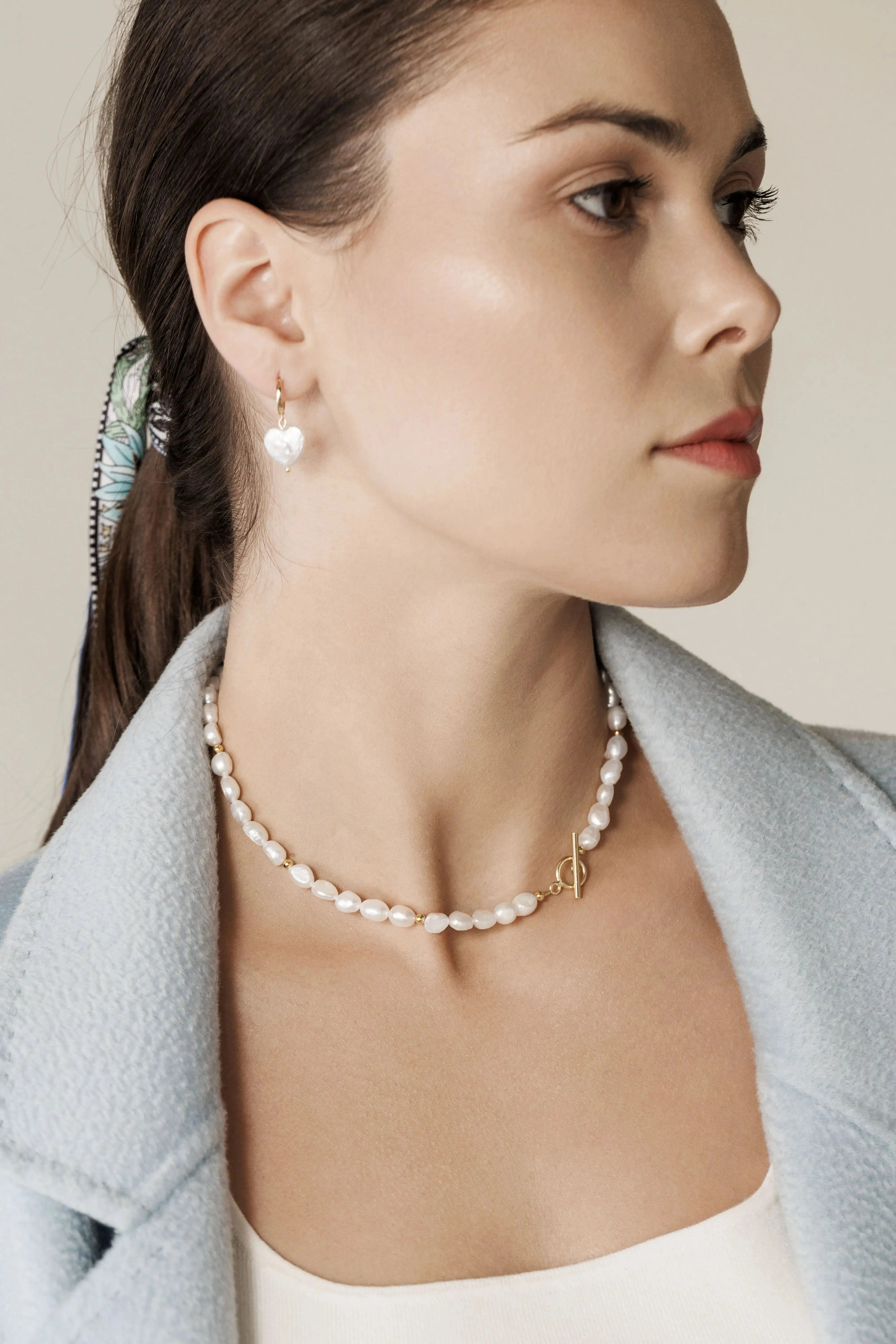 Colier Aur Odette White Pearls LisaConcept